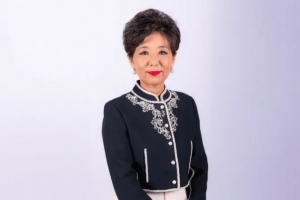 半岛体育-官方：里昂老板已辞去董事会职务，球队任命新主席蜜雪儿-康