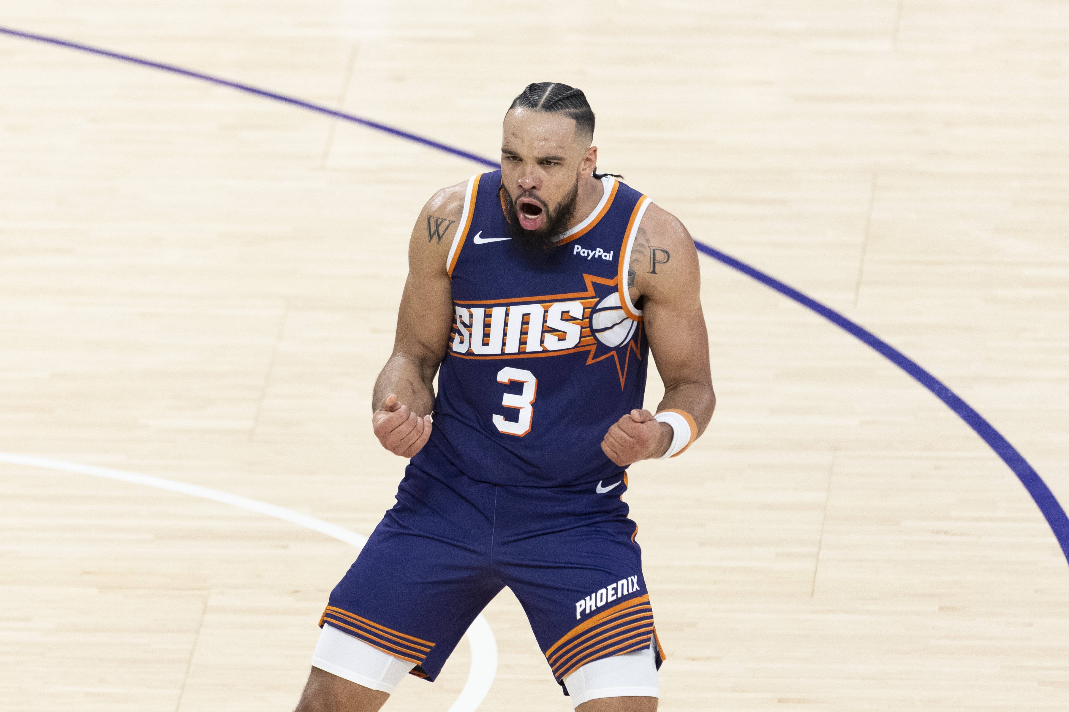 半岛体育APP-多点开花！太阳全场11人有得分入账 其中7人得分上双！