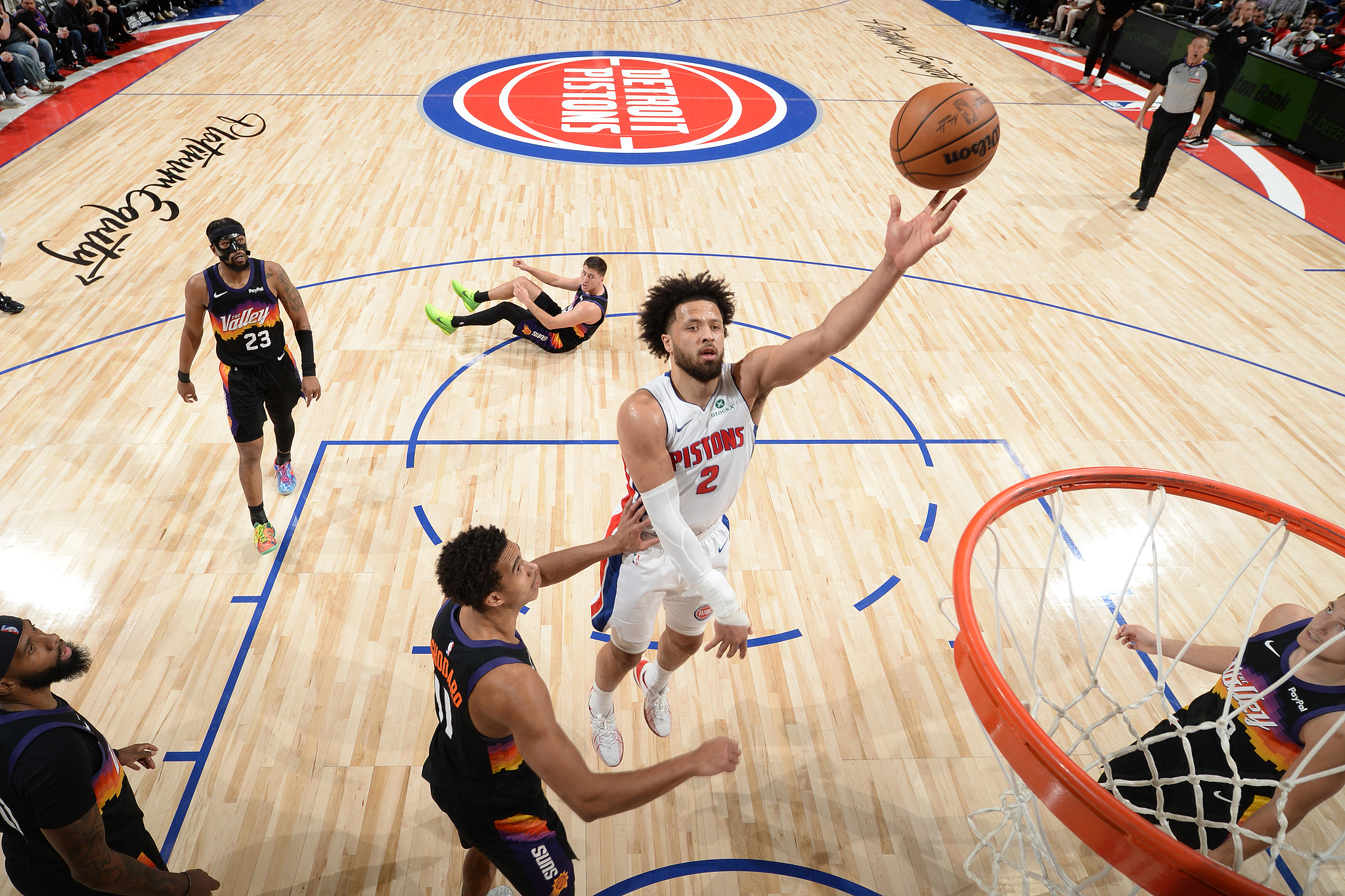 半岛体育下载-坎宁安两双杜伦16+18 阿伦33+5活塞主场逆转太阳